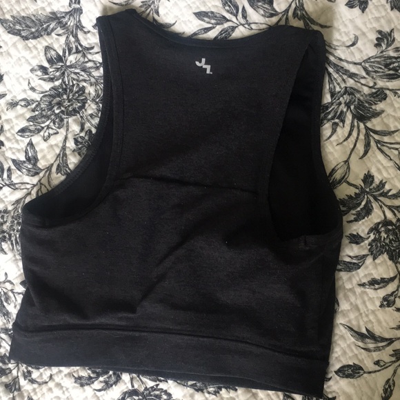 Grey workout crop - Picture 2 of 2